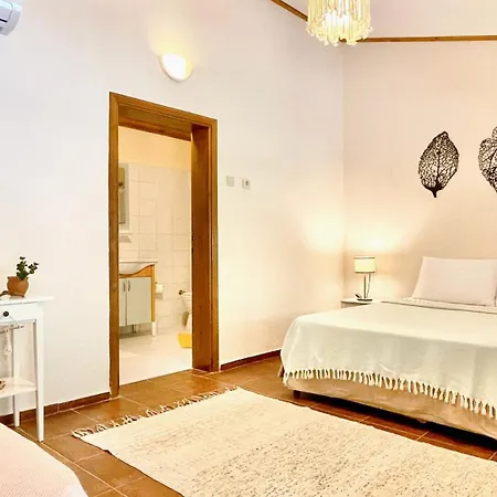 Maki çıralı Otel Kemer